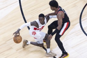 九游体育-西亚卡姆在篮网比赛中惊险取胜，突破纪录引发热议！的简单介绍