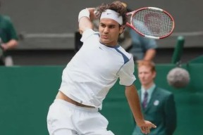 九游-费德勒迎来十赛季高光表现，C9球迷沸腾！的简单介绍