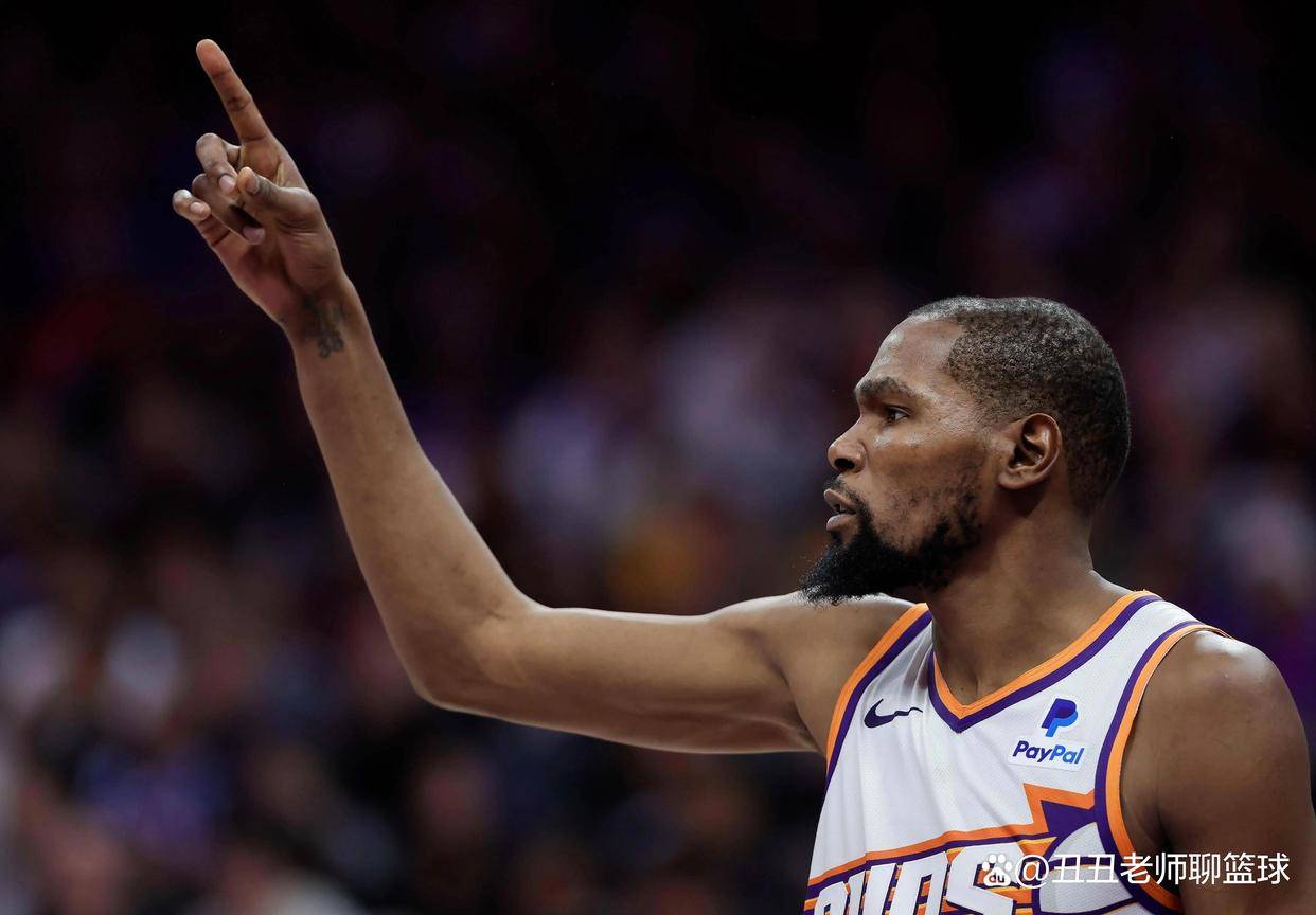 关于勇士不断突破!,杜兰特连续十二场比赛得分超过战术调整观众掌声雷动的信息 关于勇士不断突破!,杜兰特连续十二场比赛得分超过战术调整观众掌声雷动的信息