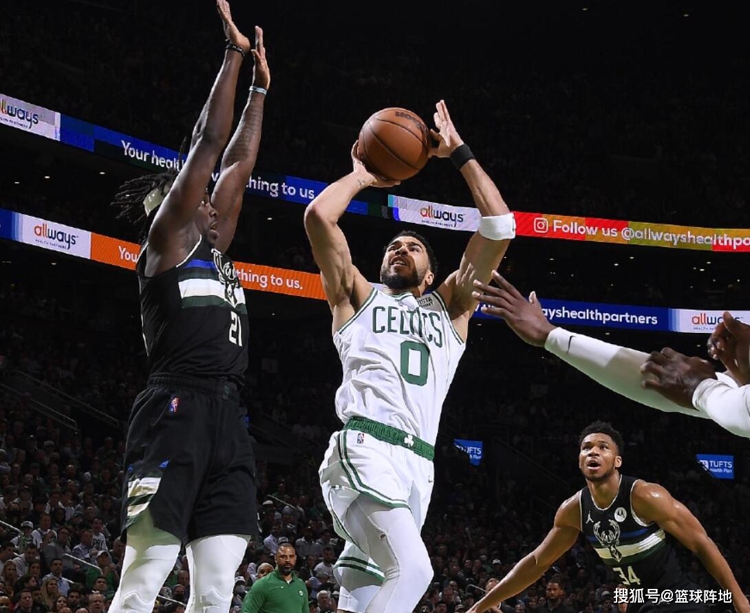 包含里昂发布备战花絮；今晨官宣签约；NBA季后赛任务艰巨；控场能力受关注的词条